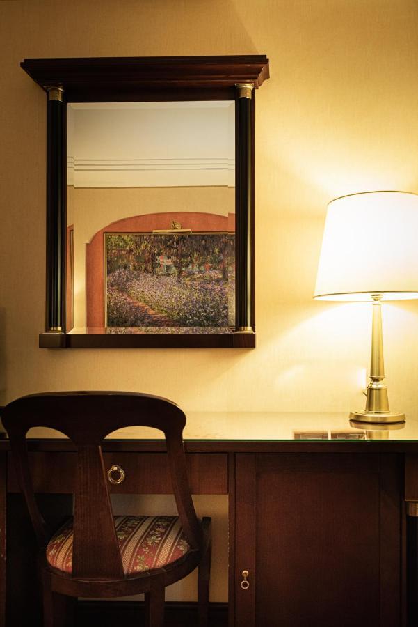 Hotel Petite Fleur Рокарасо Екстериор снимка