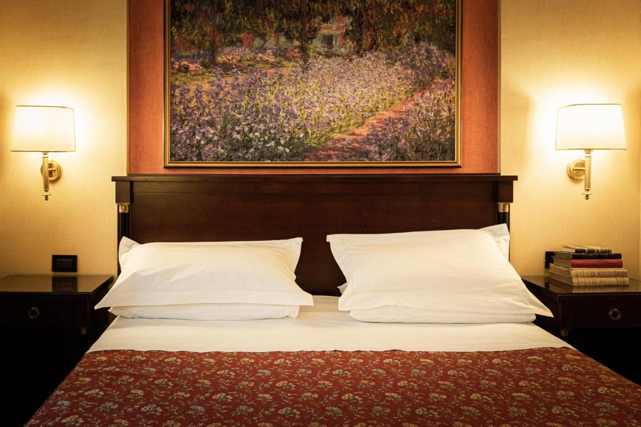 Hotel Petite Fleur Рокарасо Екстериор снимка